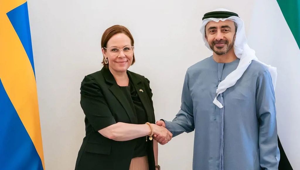عبدالله بن زايد يستقبل وزيرة خارجية السويد ويبحثان تداعيات الاعتداءات الإيرانية