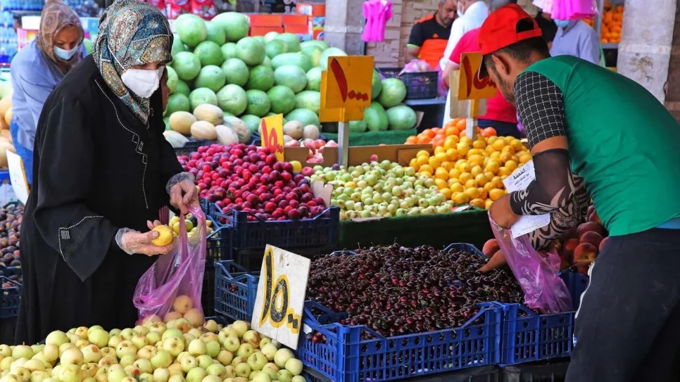 بسطة خضار في أحد شوارع بغداد. (واع)