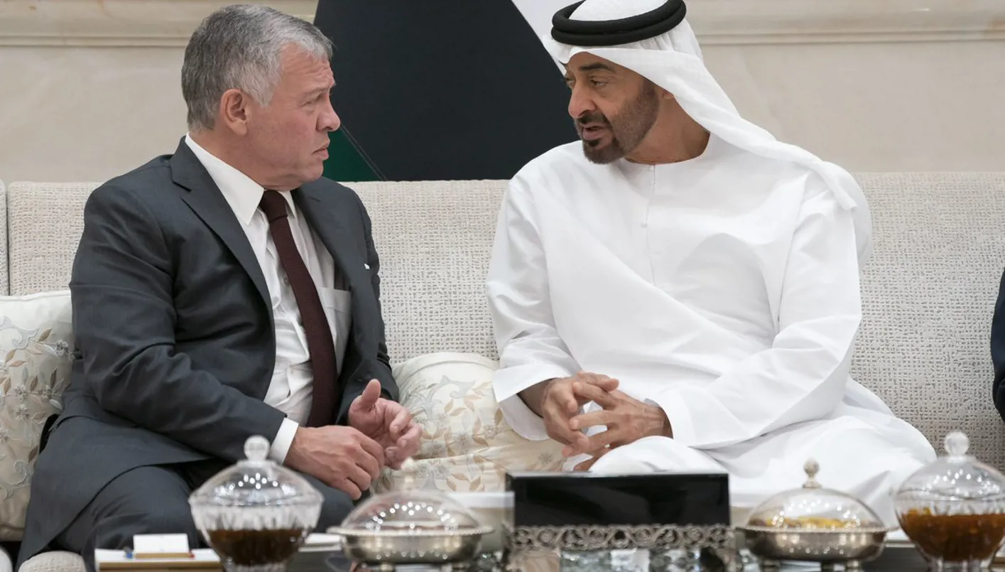 رئيس الإمارات وملك الأردن يؤكدان ضرورة وقف الأعمال التصعيدية والعودة للحوار