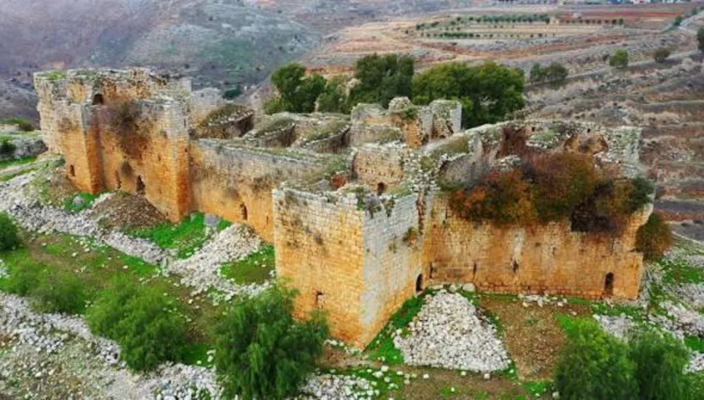 قلعة دوبية