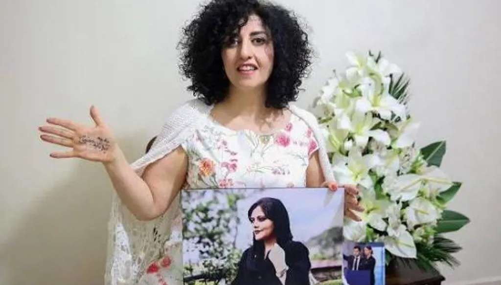 من زنزانتها في إيران... نرجس محمدي تكتب مذكّرات "امرأة لا تستسلم أبداً"