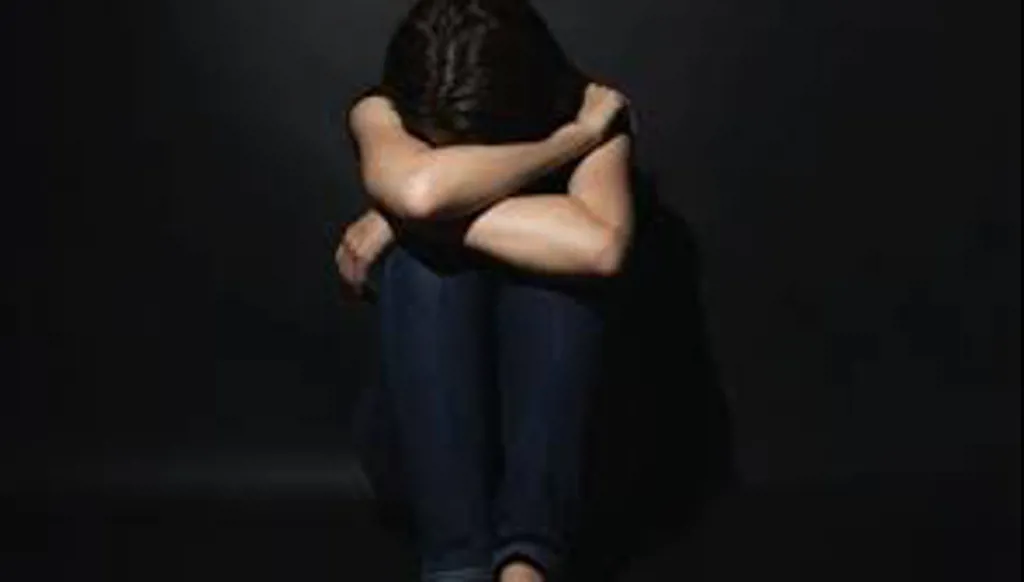 الكشف عن شبكة تستغل القاصرات... تورط دركي وفلاح في اغتصاب أكثر من 14 تلميذة