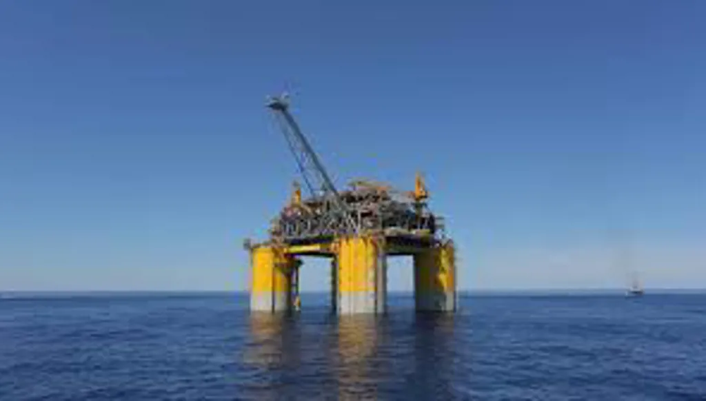 تجنُّب فخّ النموذج الاستخراجي لمَ يجب أن تكون العدالة في صميم التحوّل الطاقوي في الشرق الأوسط وشمال أفريقيا؟