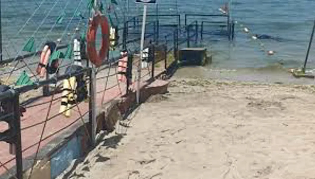 في حب عاشق الاسكندرية... أتغنى