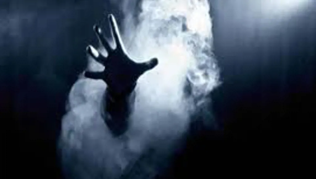 أَطلُبُ إِلَيكَ أَلاَّ تُعَذِّبَني!؟