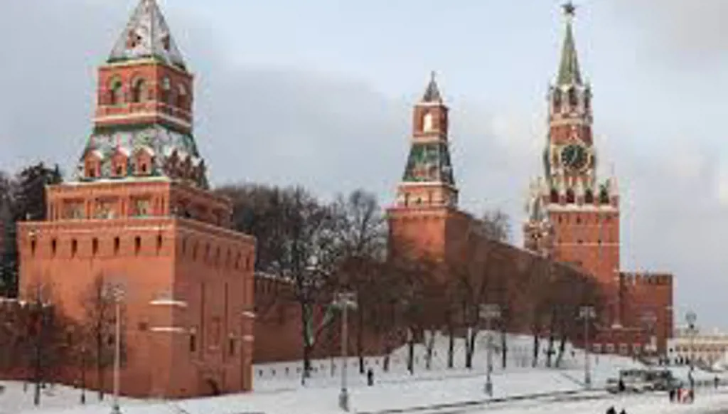 الكرملين: ترامب طلب من بوتين وقف قصف كييف حتى الأول من فبراير