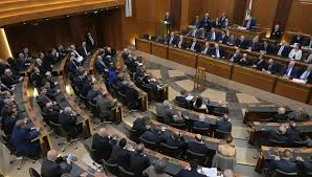لماذا حكومة انتقاليّة لتفادي التفشيل الحتمي لخطاب القسم؟
