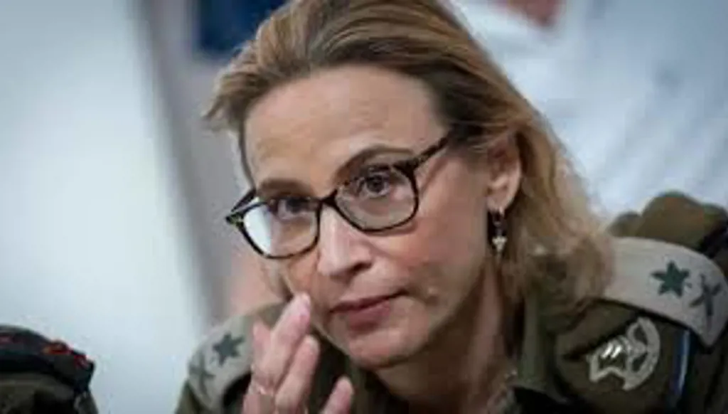 "محاولة انتحار"... نقل المدعية العسكرية الإسرائيلية السابقة إلى المستشفى