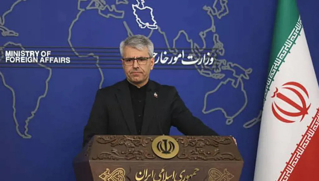 طهران: سنعتبر طيارينا مأسورين في قطر حتى نتأكد من مصيرهم