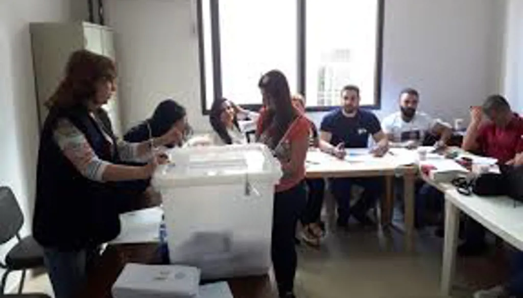 "إنكاران" لا يقيمان حلّاً!