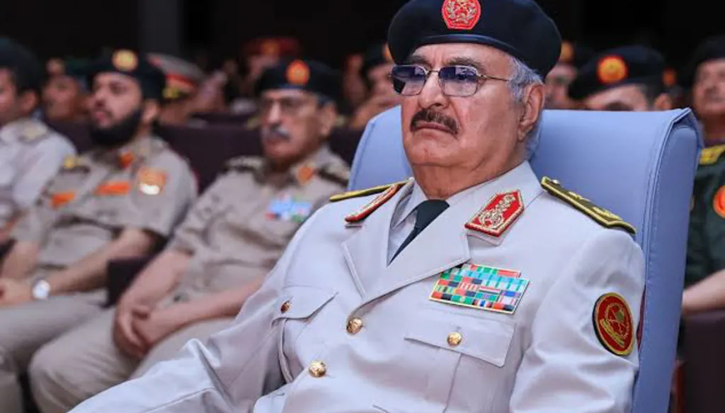 الجنرال حفتر.