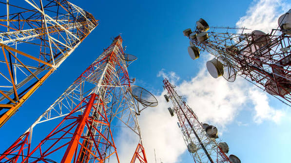 ربط قرار مجلس الوزراء تطبيق المرسوم بالإعلان عن تأسيس شركة Liban Telecom