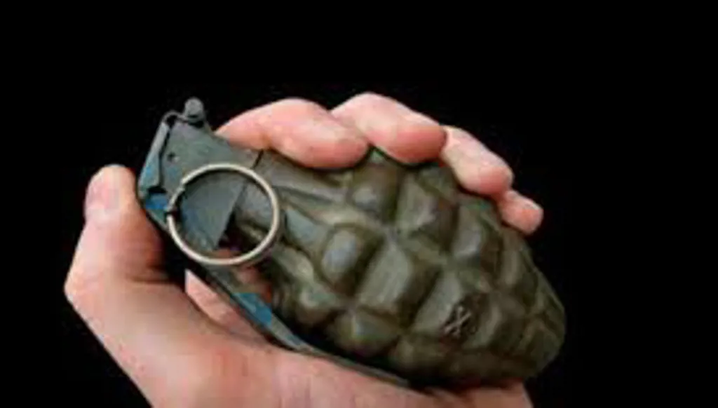 رمي قنبلة صوتية في منطقة التل – طرابلس اللبنانية… ولا إصابات