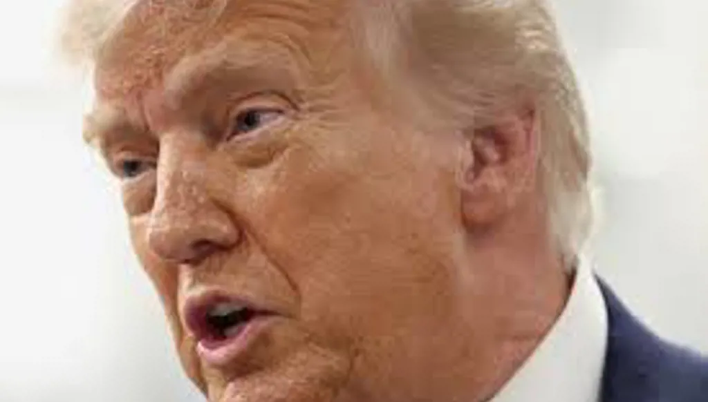 ترامب: دول ساعدناها كثيراً خذلتنا ولم تتحمس لحماية مضيق هرمز