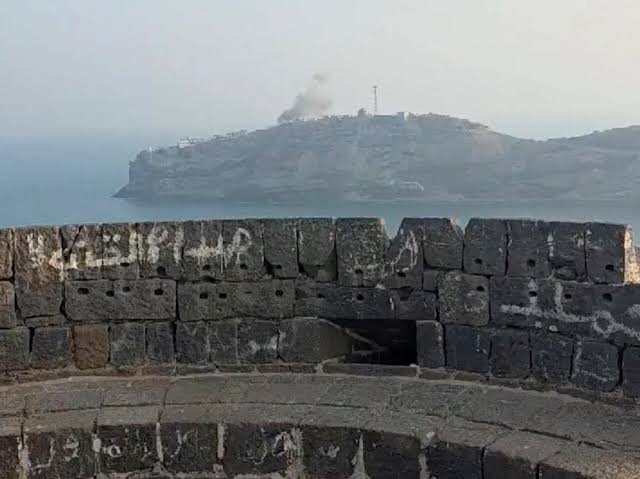 مشهد يظهر القصر الرئاسي في عدن. (أ ف ب)