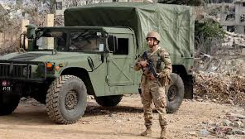 الجيش اللبناني يعلن توقيف 5 أشخاص لتأليفهم خلية إرهابية