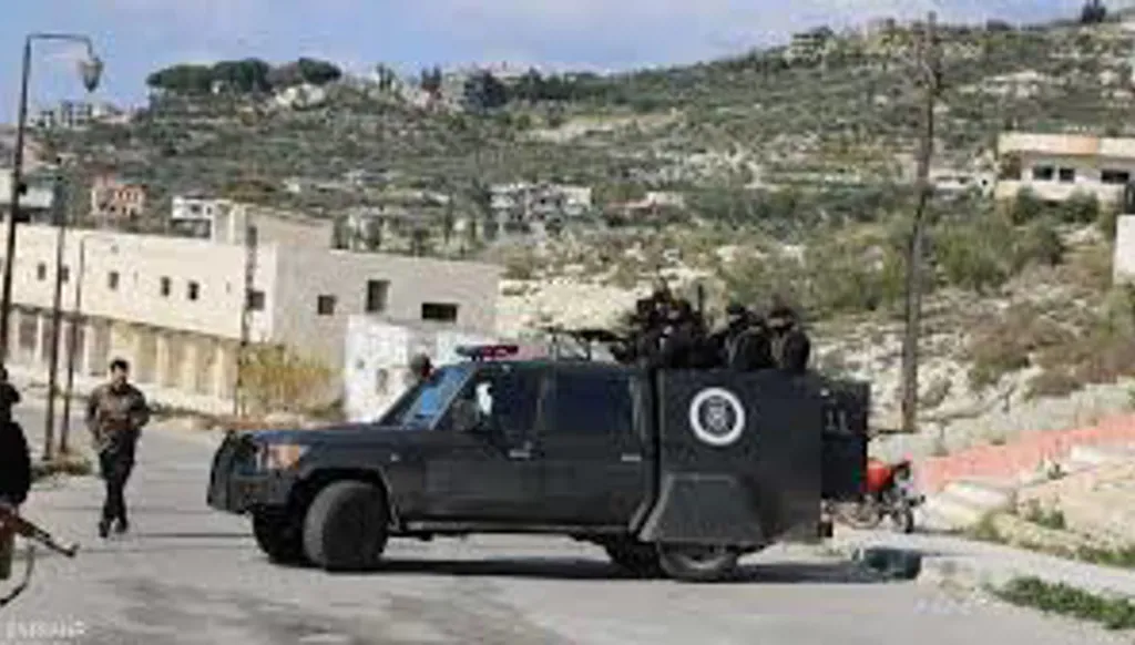 قتيل في اشتباكات مسلّحة في بصرى الشام... وفرض حظر تجوال حتى الصباح