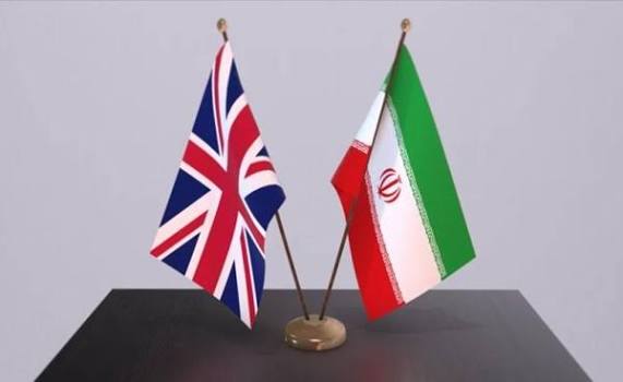 علما إيران وبريطانيا (أرشيفية)