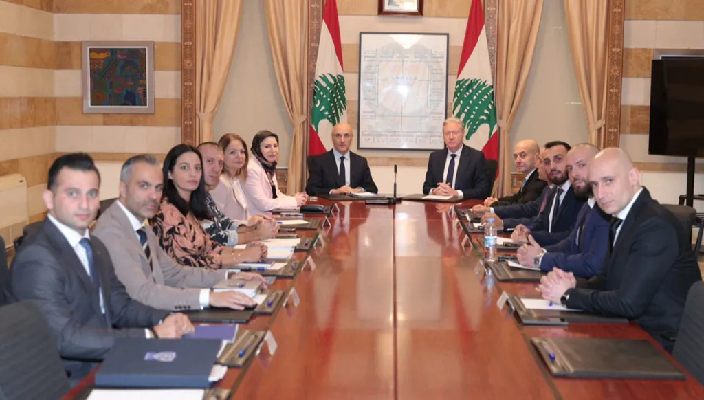 بحضور الحجار ورجي... الاجتماع الأول لدراسة آليات اقتراع اللبنانيين غير المقيمين