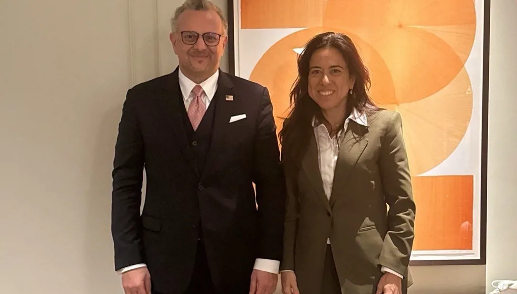 لقاء بين مسعد بولس ولانا نسيبة: الإمارات شريك مهم