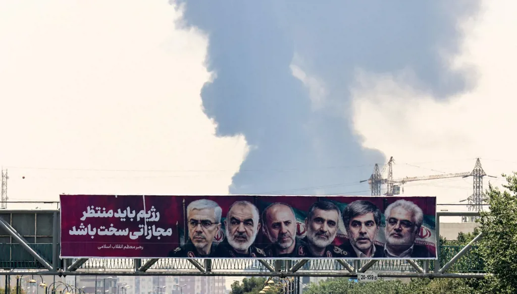 مقتل 14 عالماً نووياً إيرانياً في الهجمات الإسرائيلية