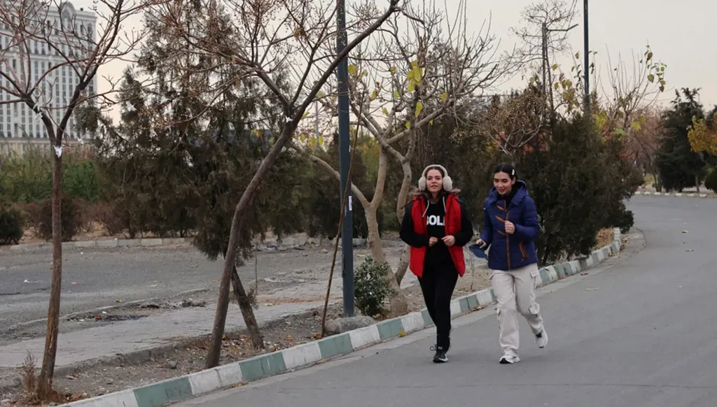 Kish marathon sparks anger... Is the short era of freedoms in Iran coming to an end?