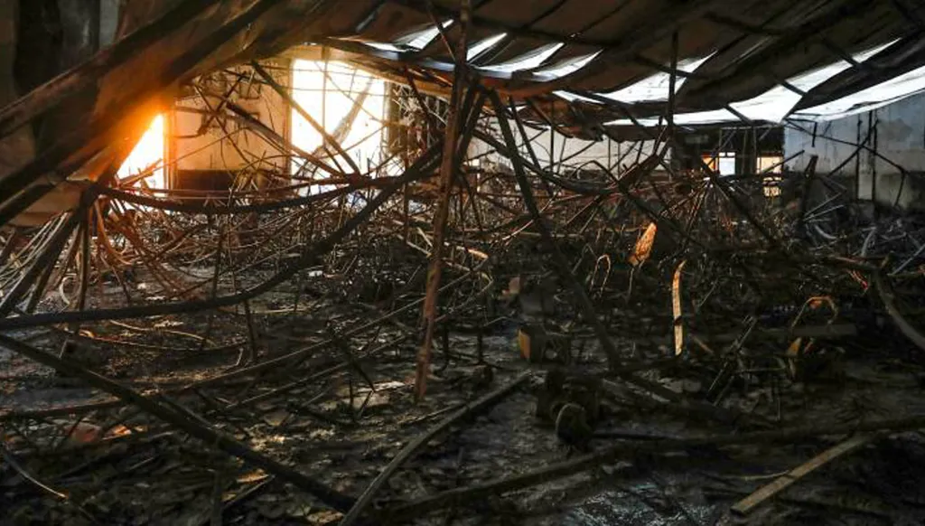 السجن عشرة أعوام لصاحب قاعة أعراس لمسؤوليته عن حريق خلّف 134 قتيلا بالعراق 