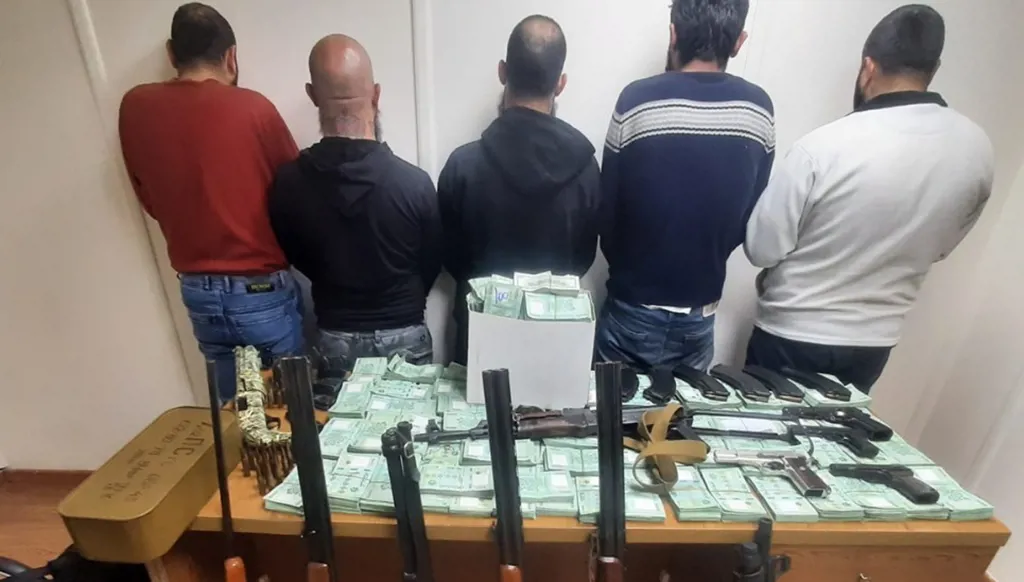 خطف وتعذيب لقاء فدية مالية... تفكيك شبكة خطيرة تنشط في لبنان وسوريا!