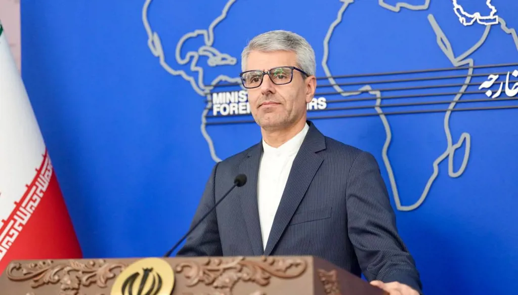 طهران تندّد بـ"نفاق" واشنطن بعد فرضها عقوبات على وزير ‏النفط الإيراني