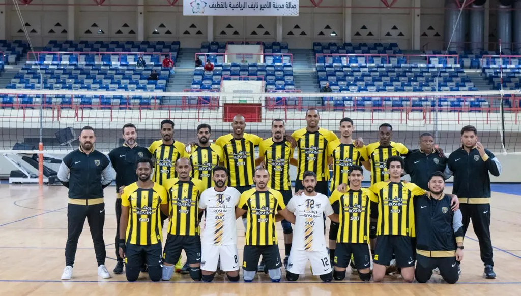 مواجهة مرتقبة تجمع الاتحاد والهلال في دوري الطائرة السعودي