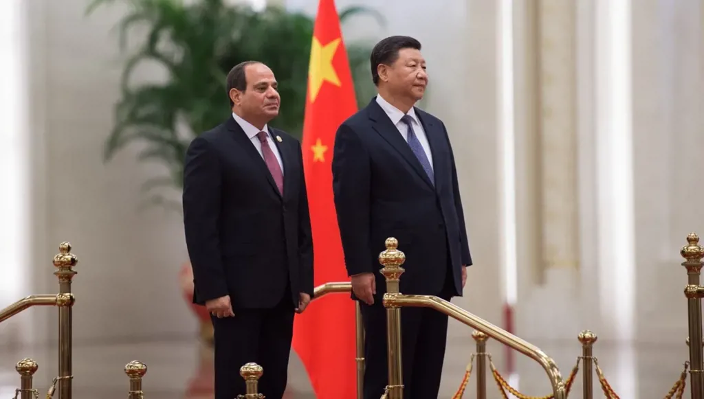 الرئيس الصيني شي جينبينغ يستقبل نظيره المصري عبد الفتاح السيسي في بكين. 1 سبتمبر 2018 (رويترز). 
