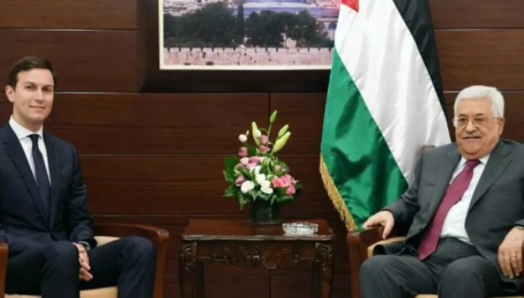 كوشنر ينتقد طائرة الرئيس الفلسطيني!