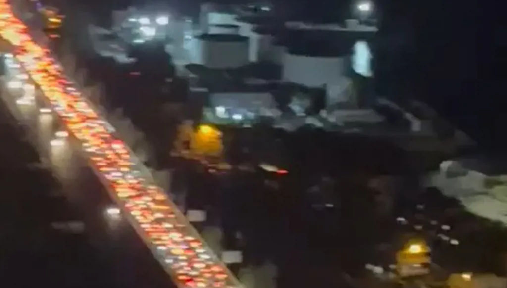 بالفيديو- الجنوبيون عالقون على طريق الجية