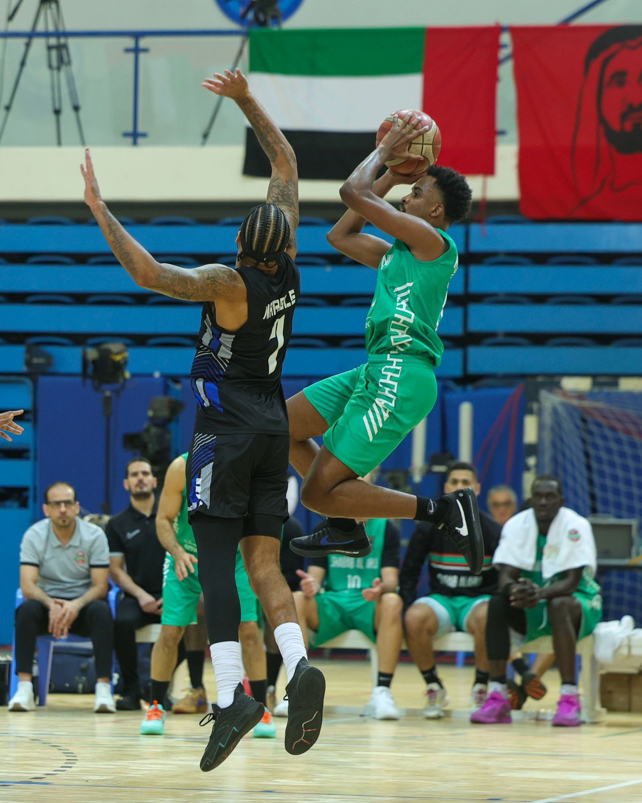 تتويج شباب الأهلي.