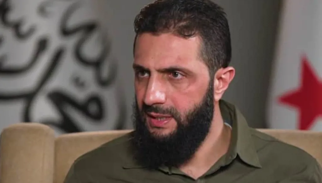 الجولاني يتعهّد بمعاقبة المتورّطين بتعذيب الشعب السوري