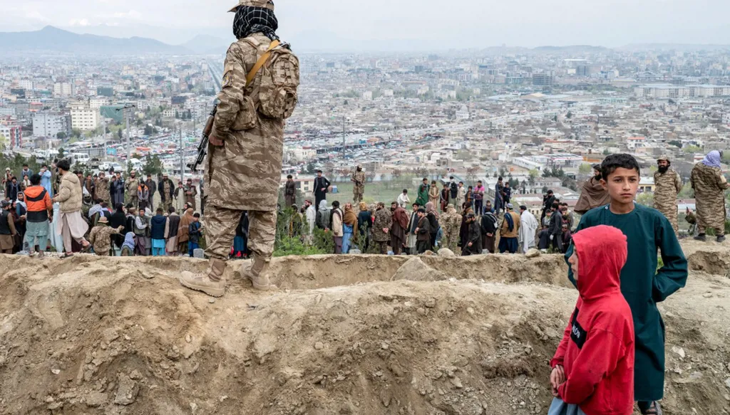 قصف بين باكستان وأفغانستان... واتّهامات متبادلة