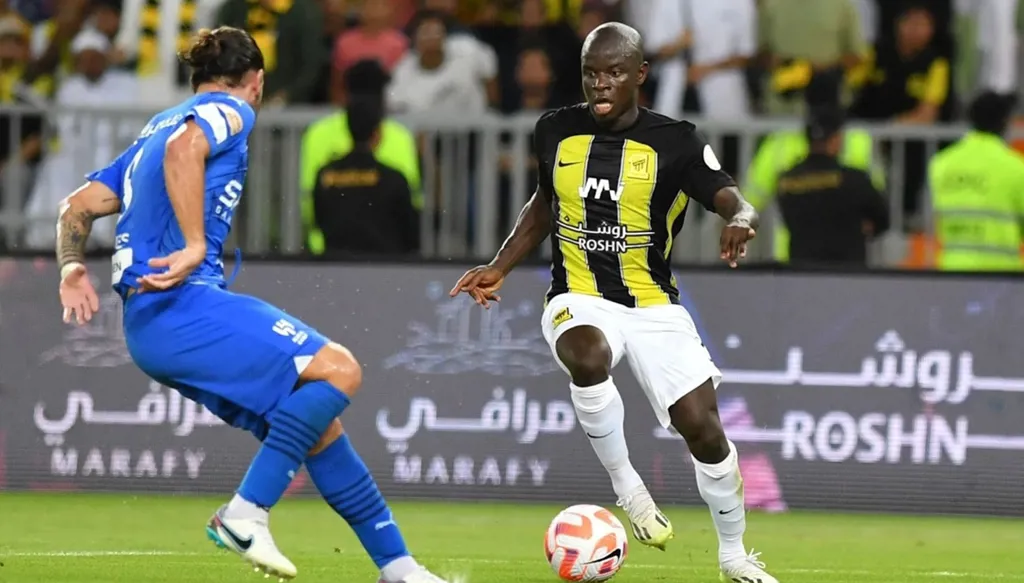 اتحاد جدة ضد الهلال لتحديد مصير المنافسة في الدوري السعودي