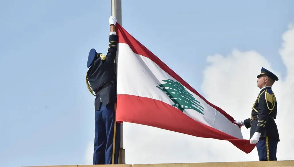 لغتي فخر الأمجاد