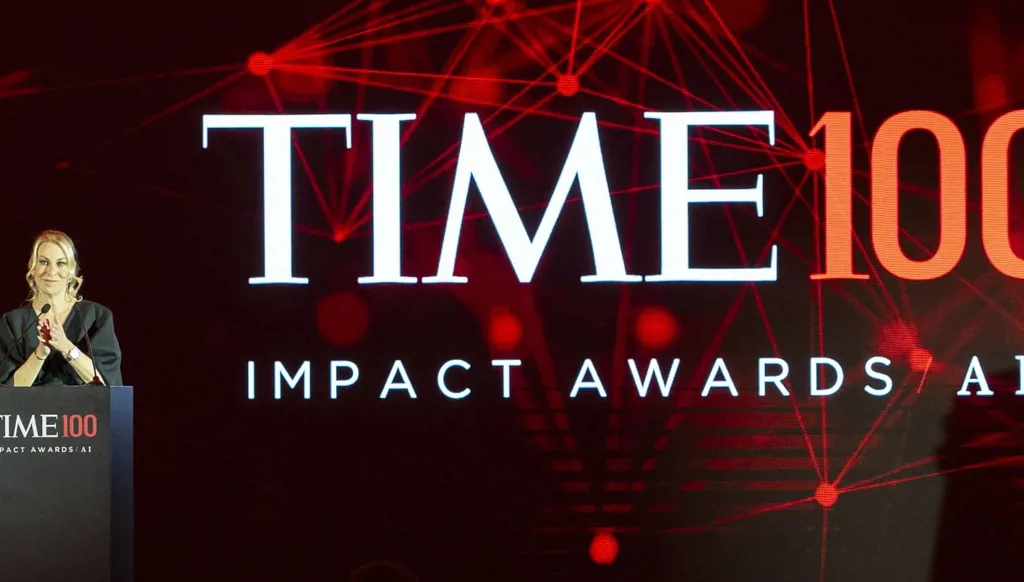 القمة العالمية للحكومات ومجلة "تايم" تكرّمان روّاد الذكاء الاصطناعي لعام 2025