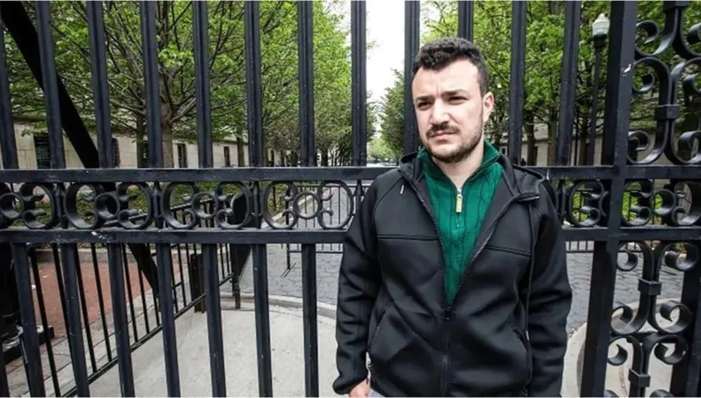 حكم أميركي قضائي يسمح للطالب الفلسطيني محمود خليل بمقابلة زوجته