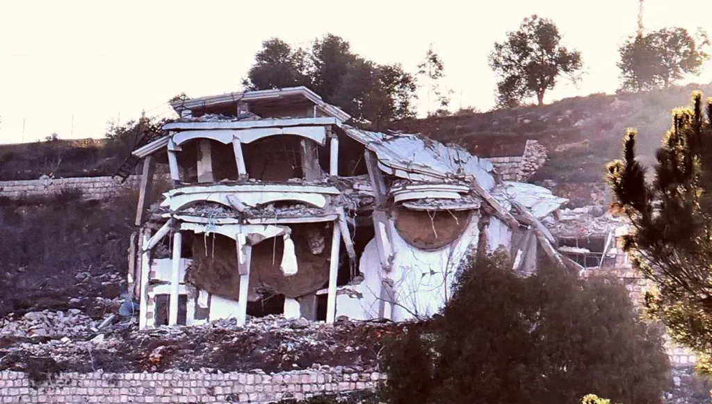 Israel strikes southern Lebanon amid drone swarms as Trump pushes Netanyahu for military action