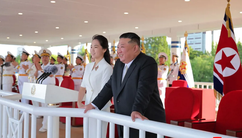 جهاز الاستخبارات في سيول: قد يكون لابنة كيم أخ أو أخت أصغر
