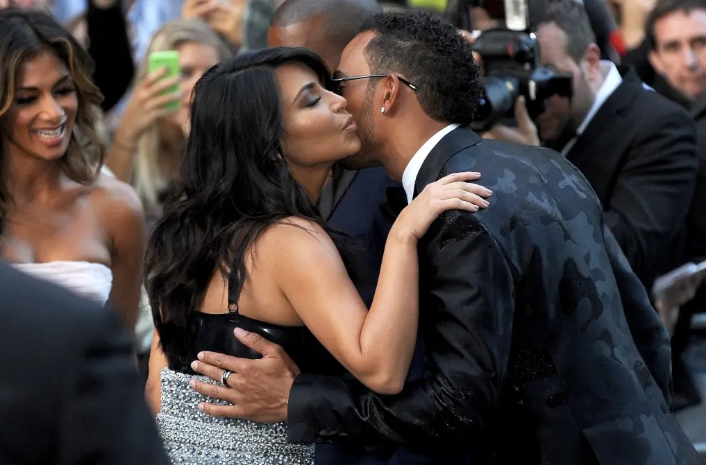 صورة قديمة تجمع كيم كارداشيان ولويس هاميلتون (PageSix)