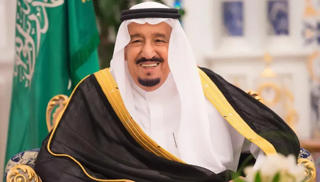 الملك سلمان يُهنئ بعيد الأضحى... ويشيد بخدمة الحرمين ورعاية الحجاج
