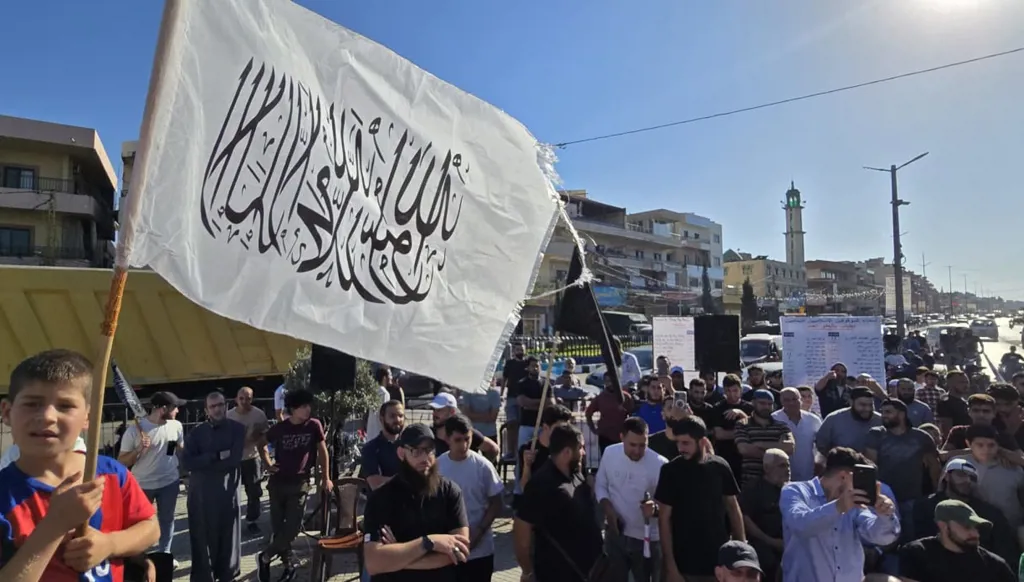 اعتصامان لأهالي الموقوفين الإسلاميين في عكار وصيدا (صور)