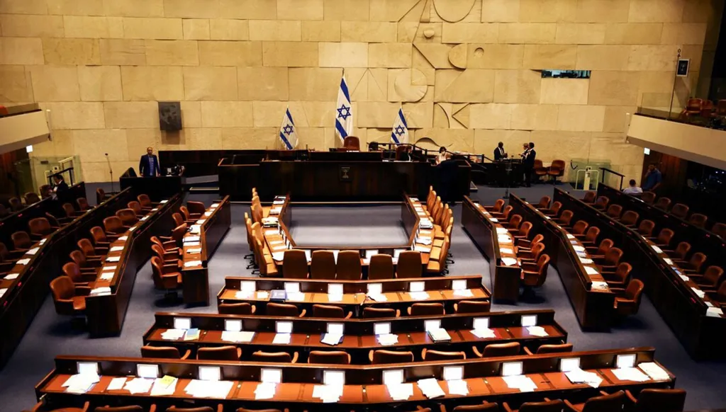 إقرار قانون تغيير تركيبة لجنة تعيين القضاة... المعارضة الإسرائيلية إلى القضاء