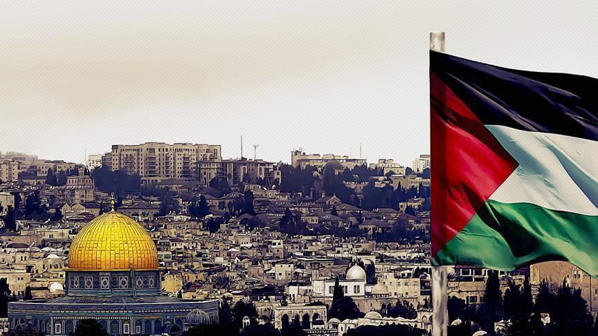 القدس وعلم فلسطين (وكالات)