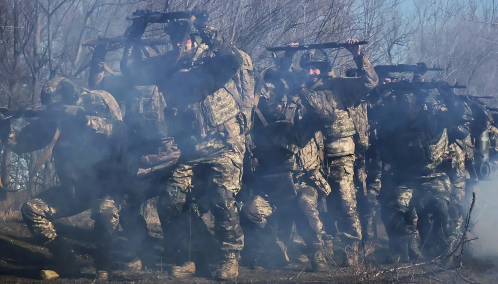 أضرار بهجوم "ضخم" في بيلغورود... وقتلى في أوكرانيا