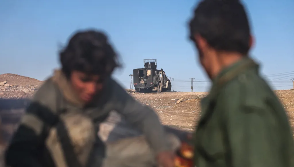 5 عند الخامسة: "دافوس" ينطلق ومخيم الهول إلى الواجهة... تحذير إيراني من استهداف خامنئي!