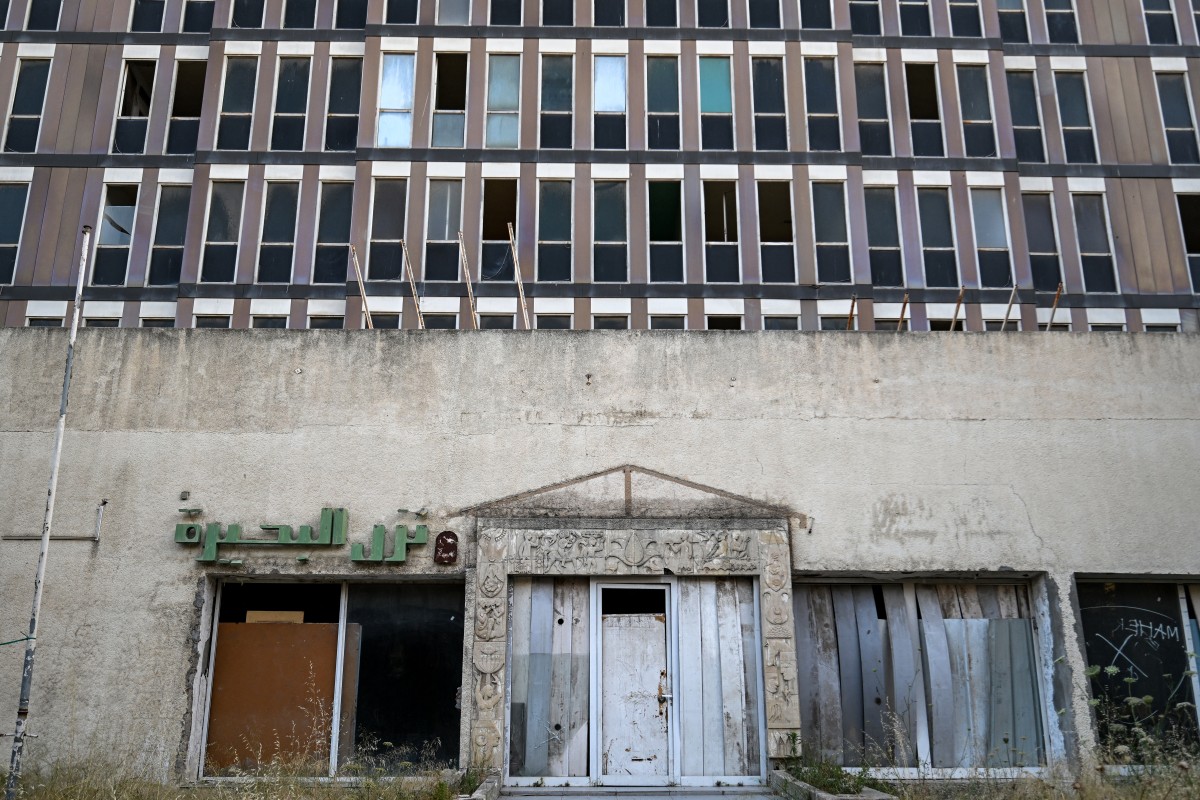 فندق نزل البحيرة في وسط العاصمة التونسية (أ ف ب)‏